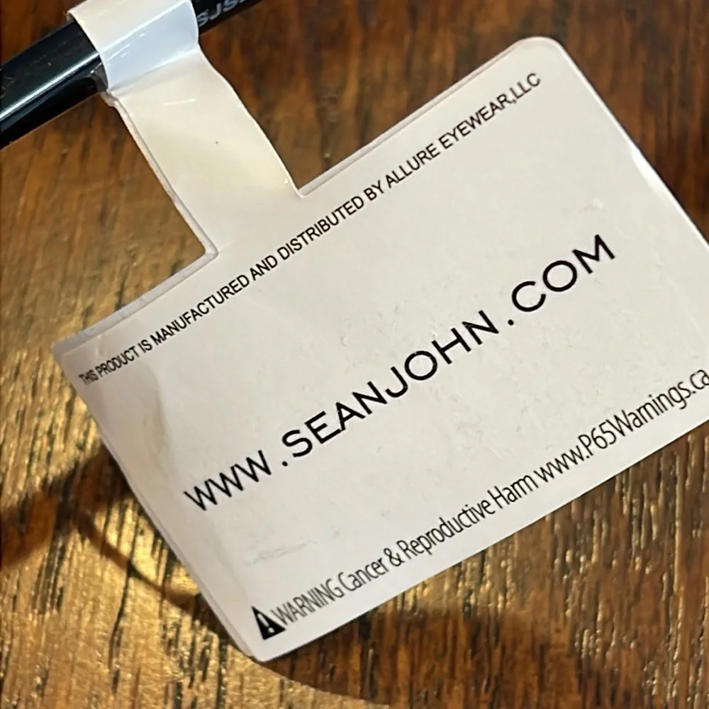 Sean John SJS2032CE Oversized Tortoise Sunglasses | UV Protection  Description: